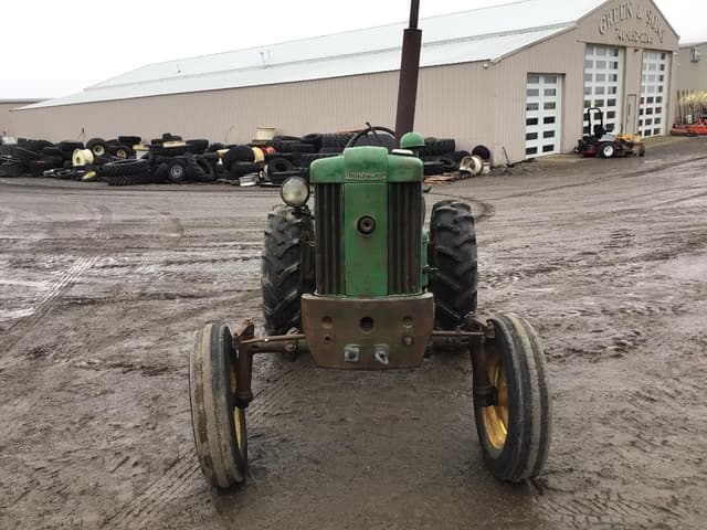 Image of John Deere 40S equipment image 4