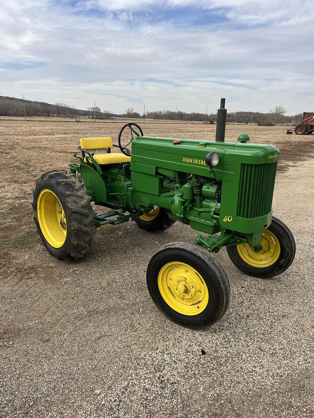 Image of John Deere 40S Primary Image