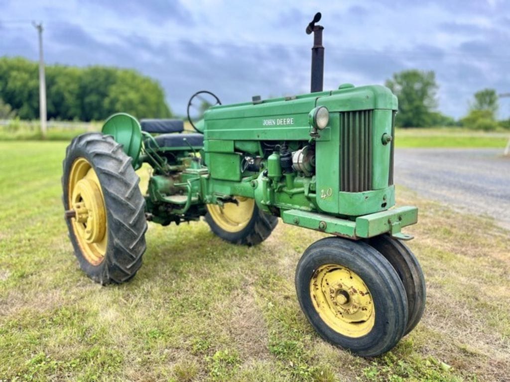 1953 John Deere 40 Equipment Image0