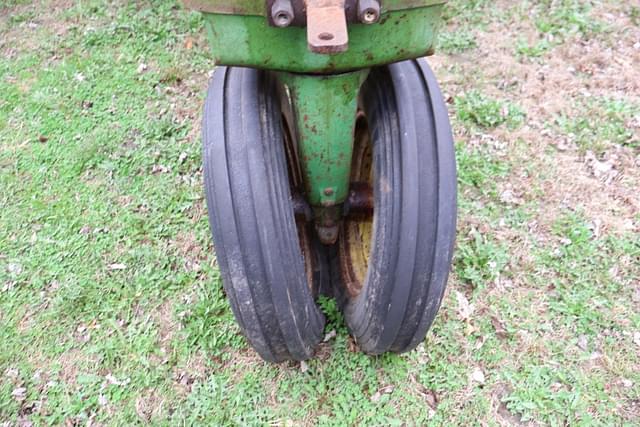 Image of John Deere 50 equipment image 4