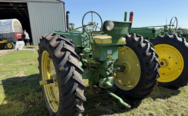 Image of John Deere 50 equipment image 2