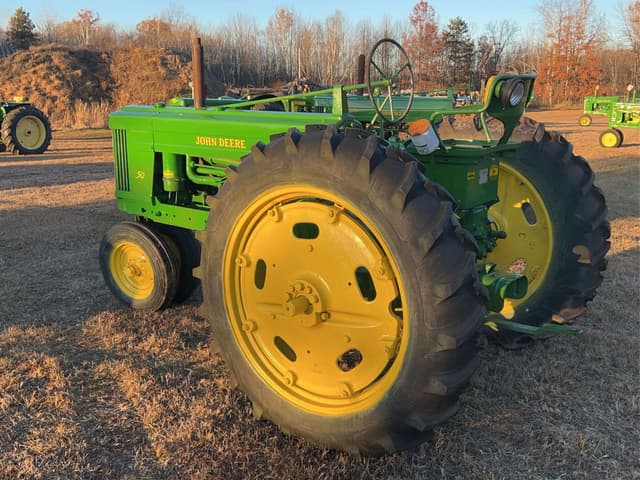 Image of John Deere 50 equipment image 4