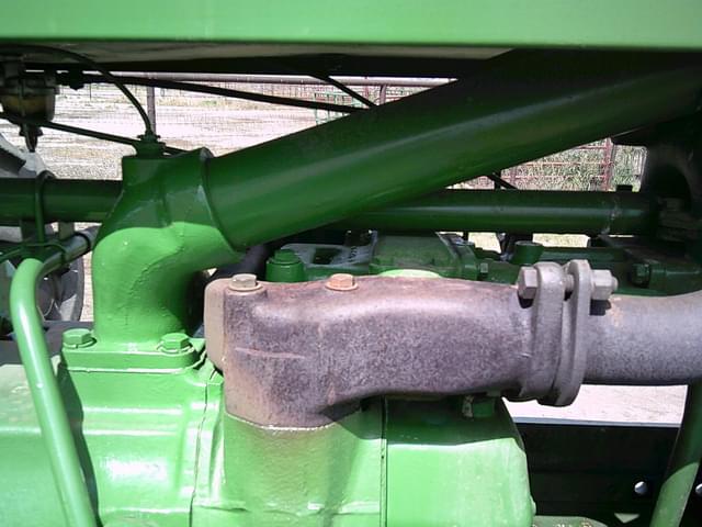 Image of John Deere 60 equipment image 3