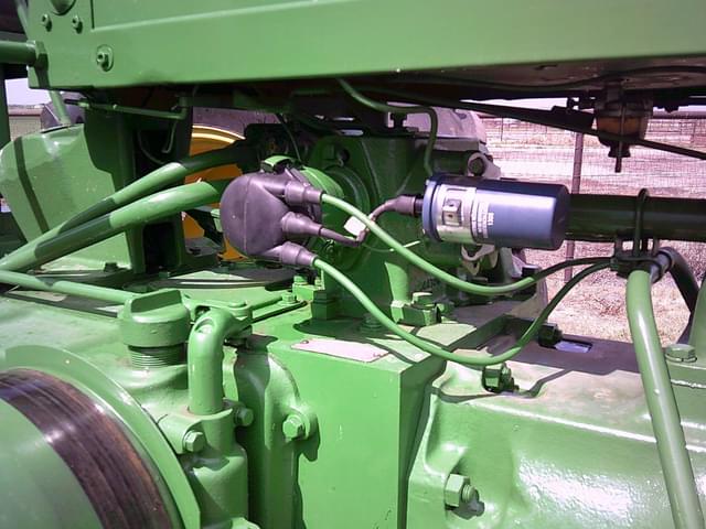 Image of John Deere 60 equipment image 4