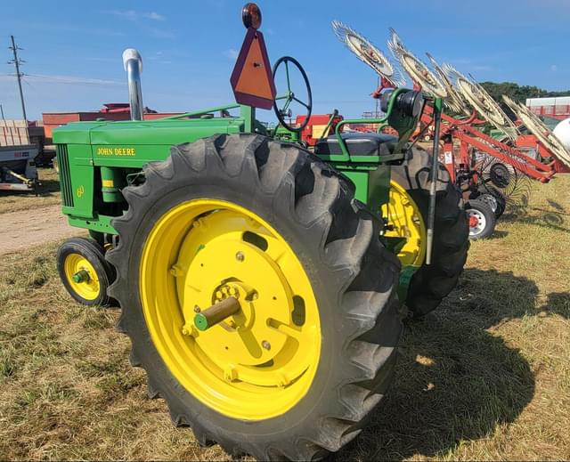 Image of John Deere 60 equipment image 4