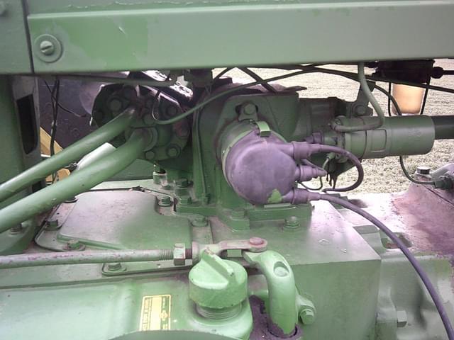 Image of John Deere 60 equipment image 3