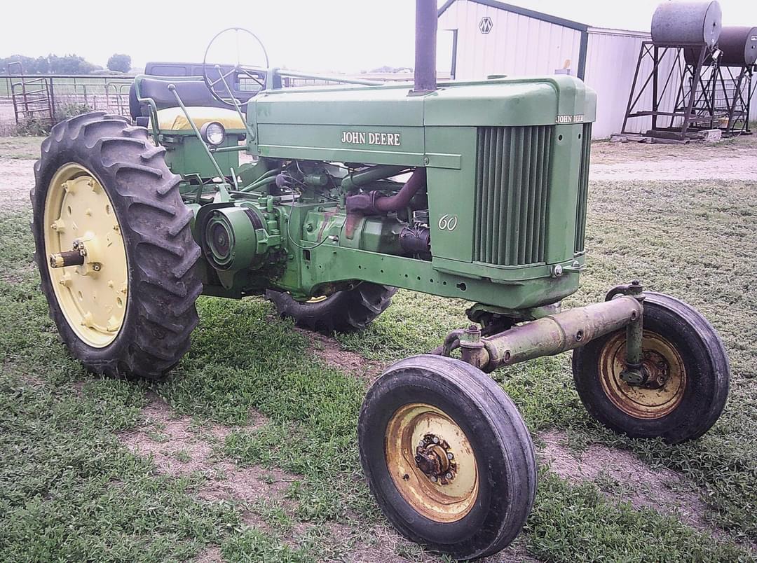 Image of John Deere 60 Primary image