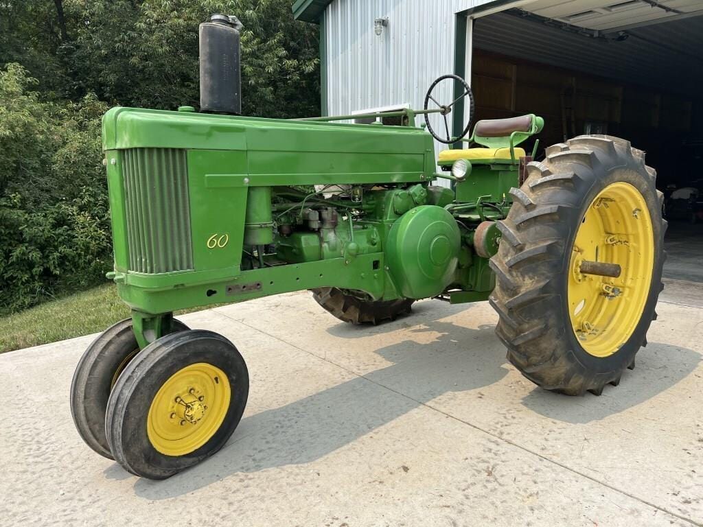 Main image John Deere 60