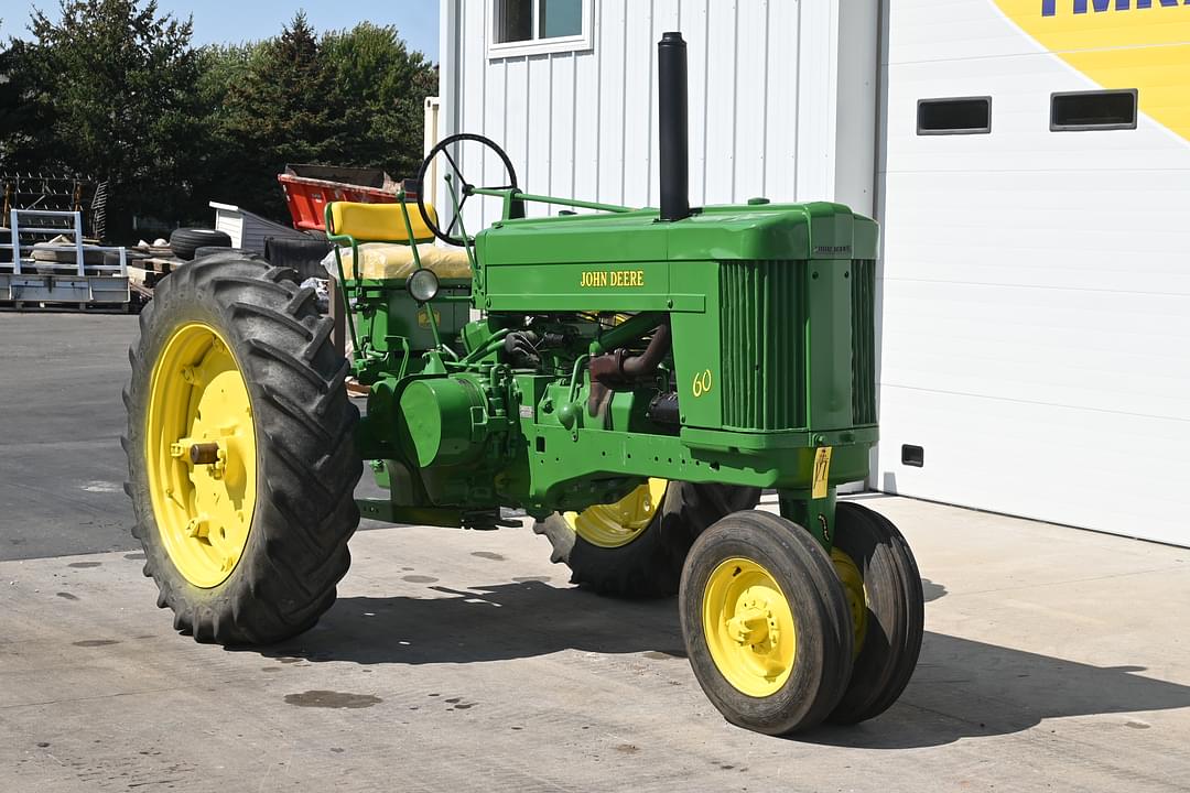 Image of John Deere 60 Primary image