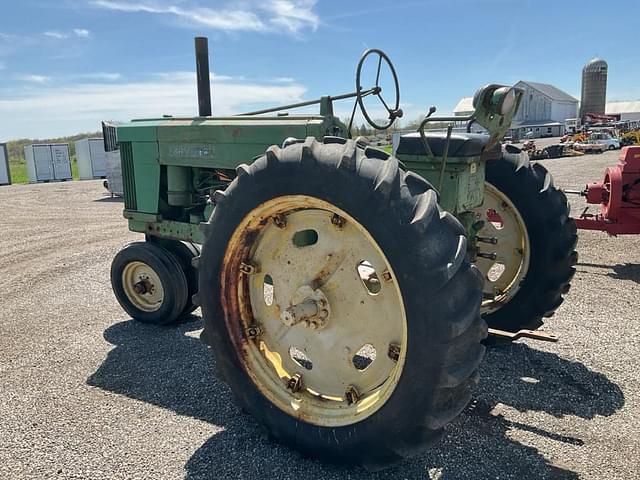 Image of John Deere 60 equipment image 2
