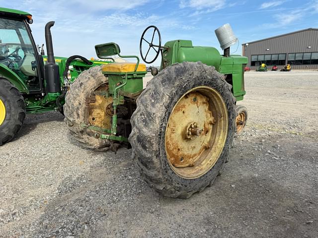 Image of John Deere 60 equipment image 3