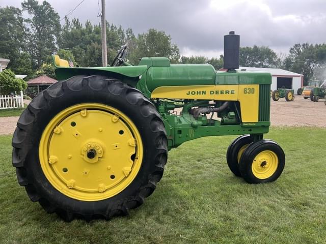 Image of John Deere 630 equipment image 3