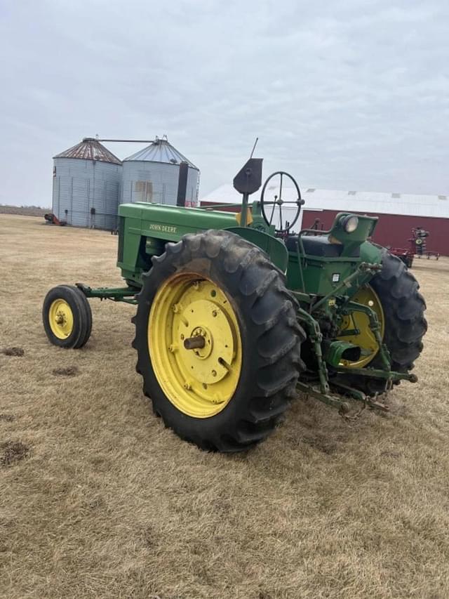 Image of John Deere 70 equipment image 2