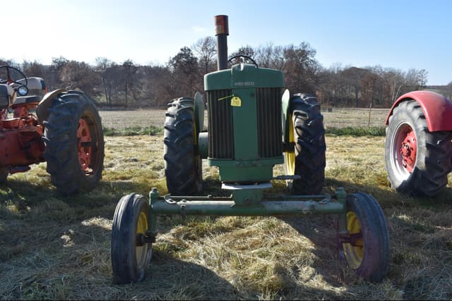 Image of John Deere 70 equipment image 1