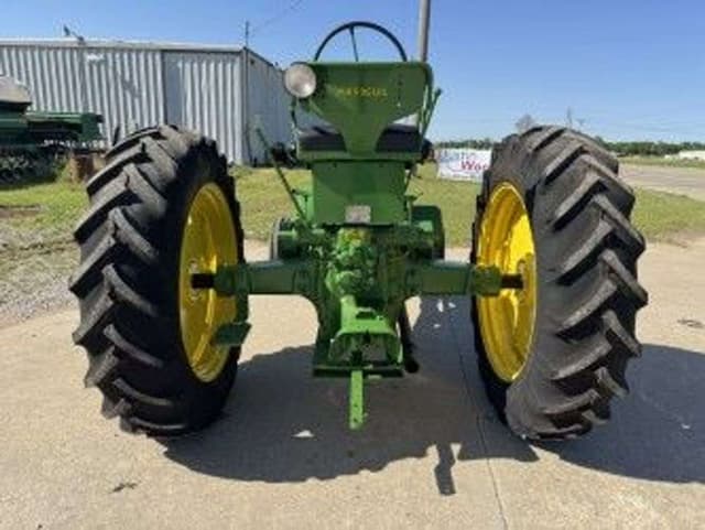 Image of John Deere 70 equipment image 1