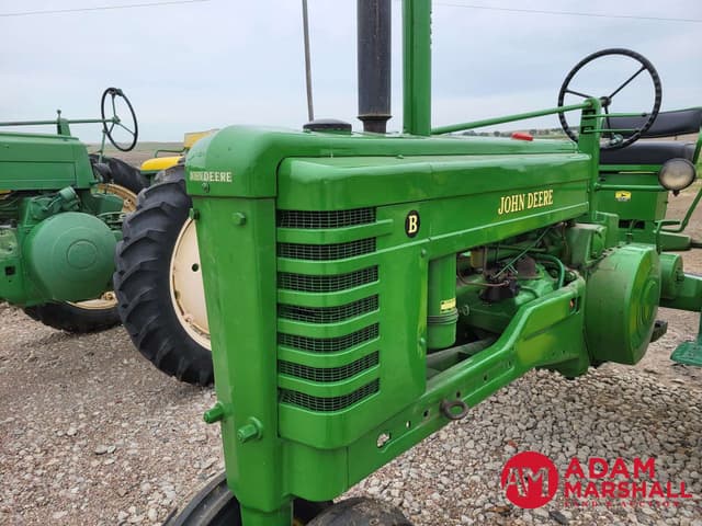 Image of John Deere B equipment image 4