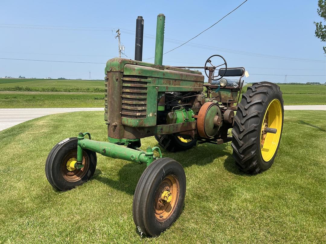 Image of John Deere G Primary image