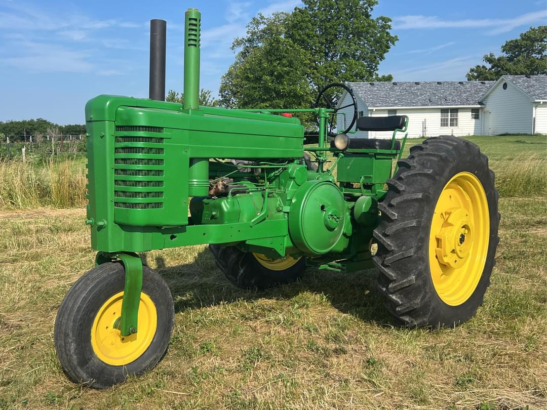 Image of John Deere G Primary image