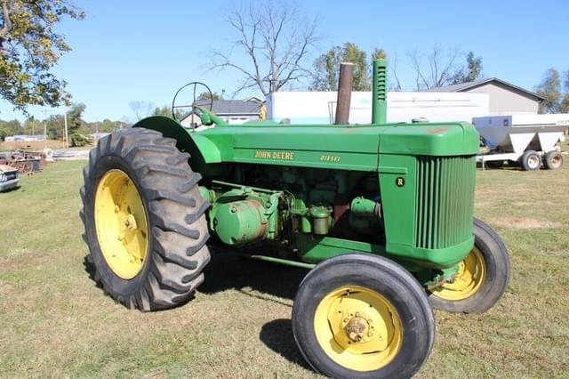 Image of John Deere R equipment image 2