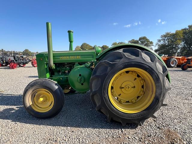 Image of John Deere D equipment image 1