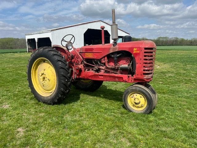 Image of Massey-Harris 44 Special equipment image 2