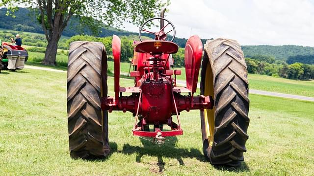 Image of Massey-Harris 44 Row-Crop equipment image 4