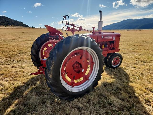 Image of Farmall Super H equipment image 4