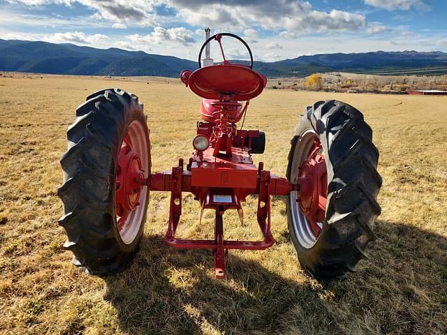 Image of Farmall Super H equipment image 3