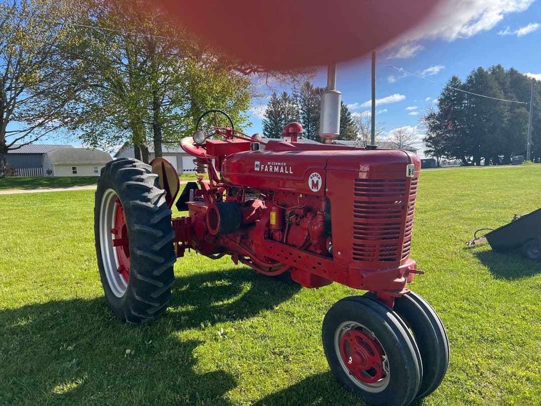 Image of Farmall Super M Image 1