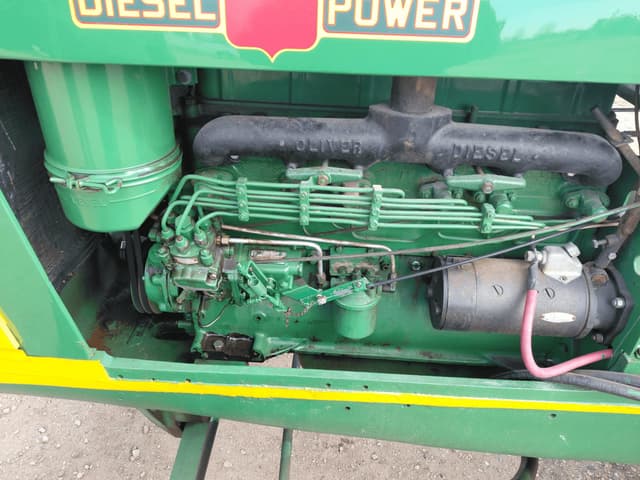 Image of Oliver 99 equipment image 3