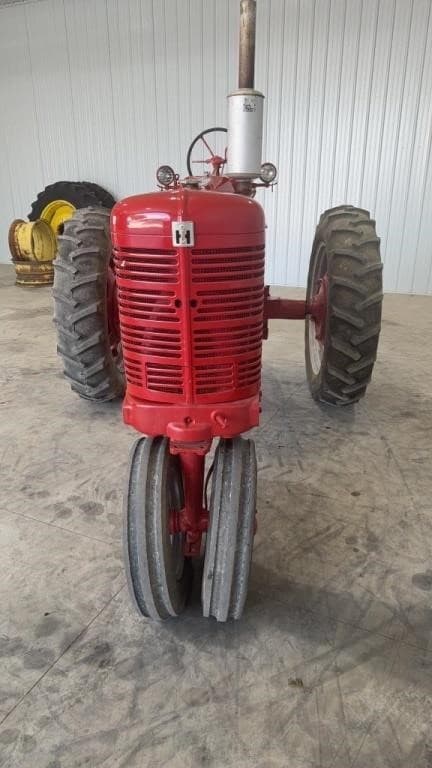 Image of Farmall Super M equipment image 2