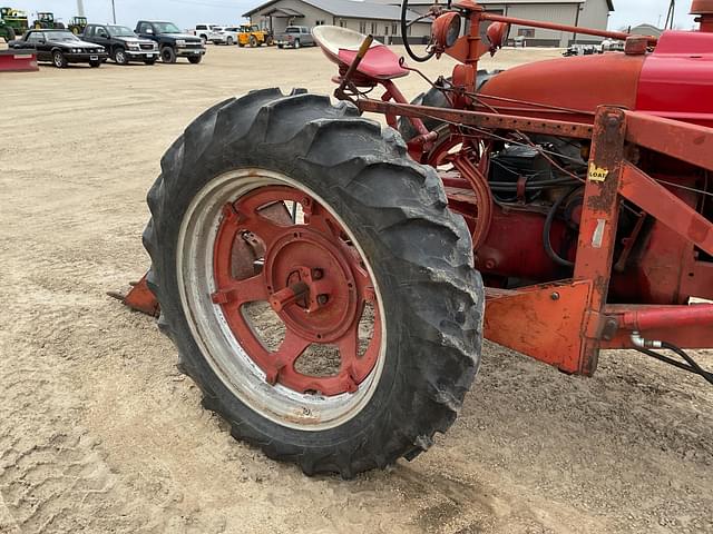 Image of Farmall Super M equipment image 4