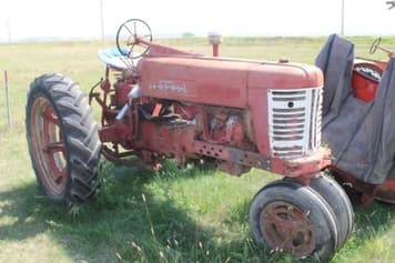 Main image Farmall 300