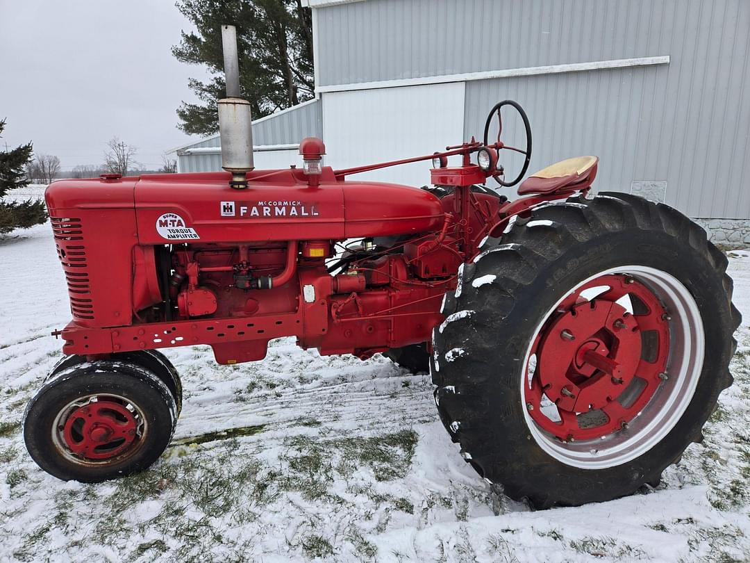 Image of Farmall Super M-TA Primary image