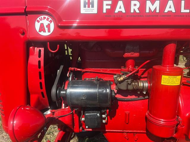 Image of Farmall Super A1 equipment image 3