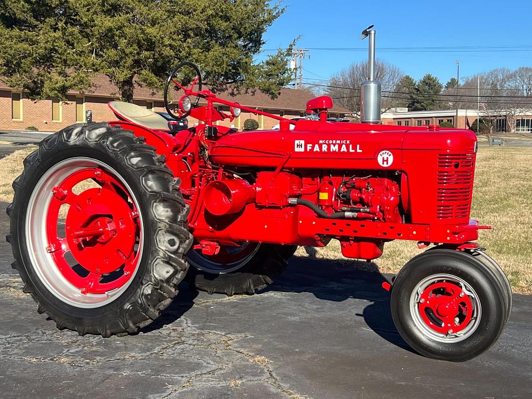 Image of Farmall Super H Primary image