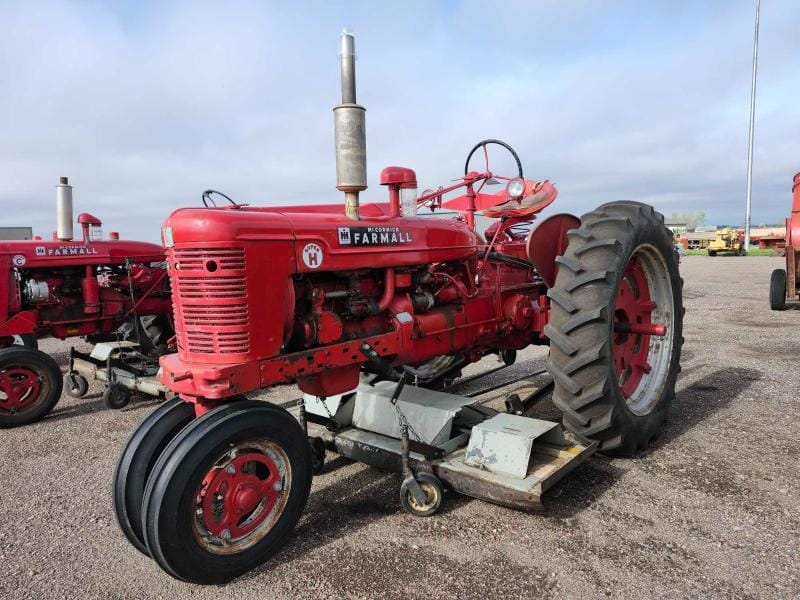 Main image Farmall Super H
