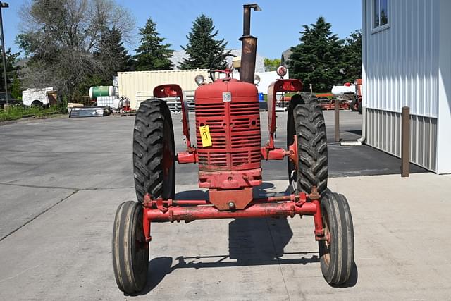 Image of Farmall Super M-TA equipment image 3