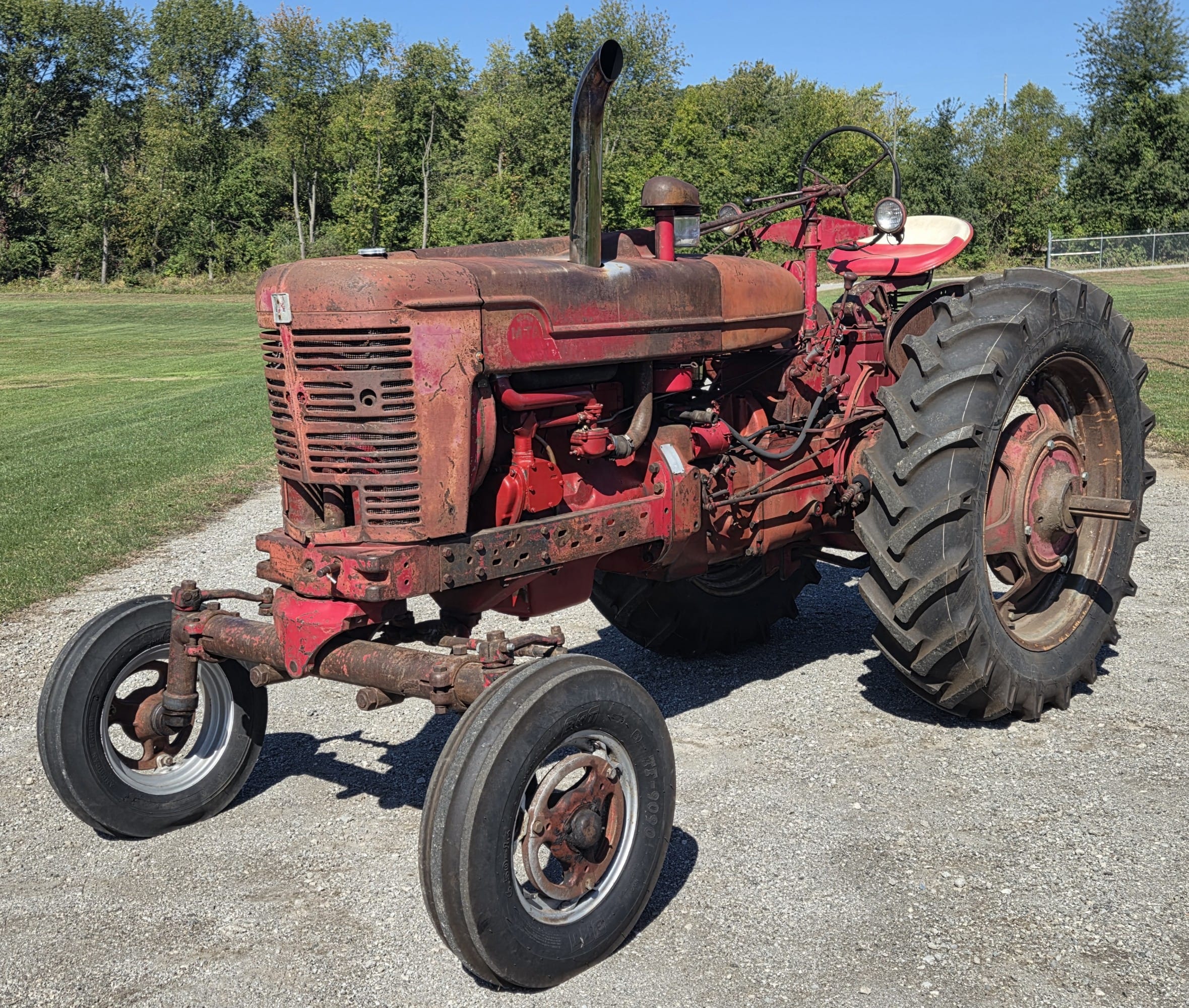 1954 Farmall Super M-TA Equipment Image0