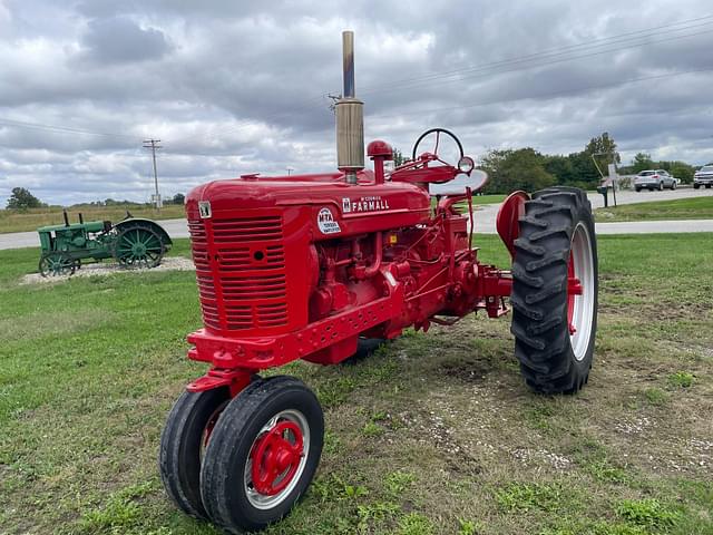 Image of Farmall Super M-TA equipment image 1