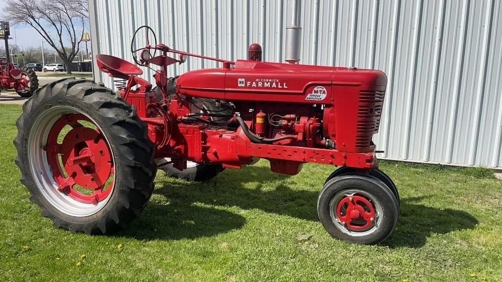 Image of Farmall Super M-TA Primary image
