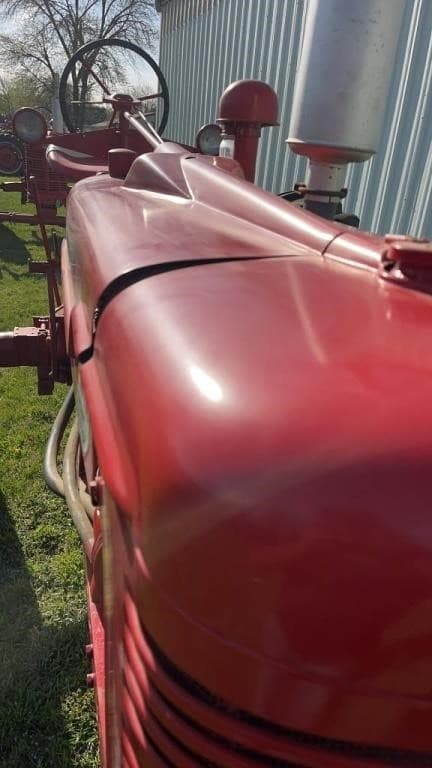 Image of Farmall Super M-TA equipment image 2