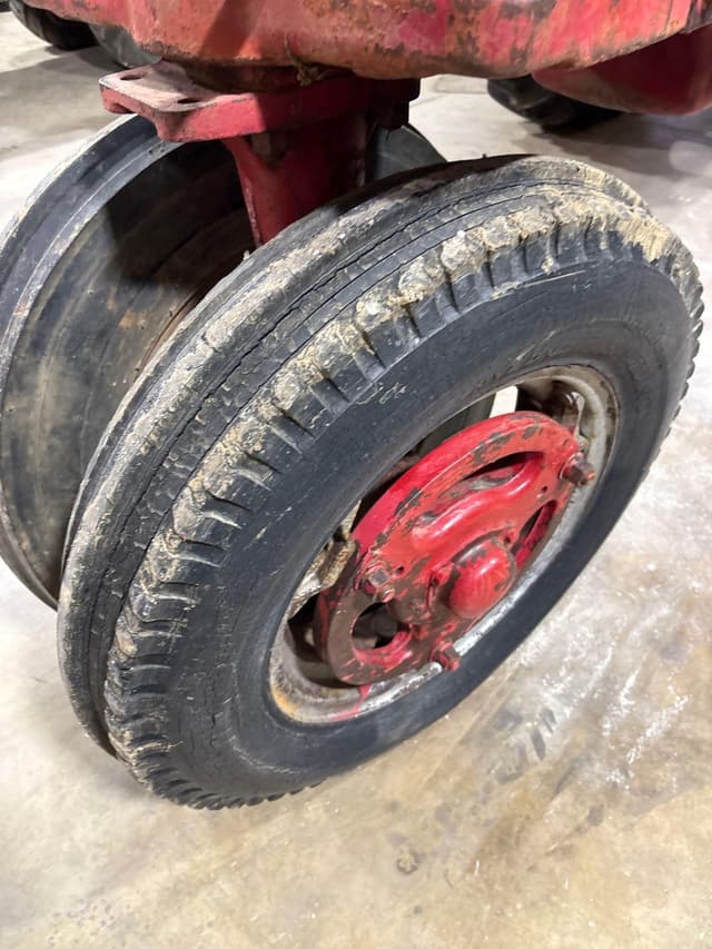 Image of Farmall MTA equipment image 4