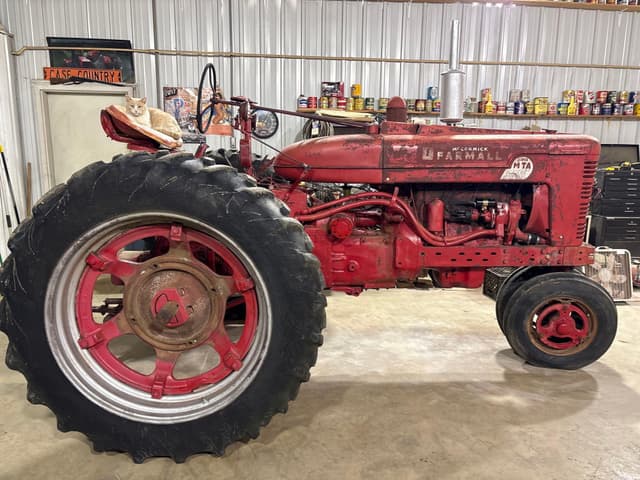 Image of Farmall MTA equipment image 1