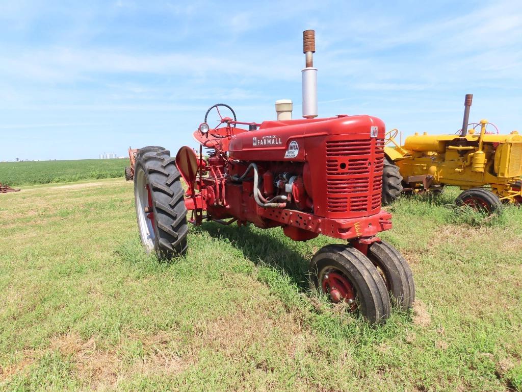 Image of Farmall Super M-TA Primary image