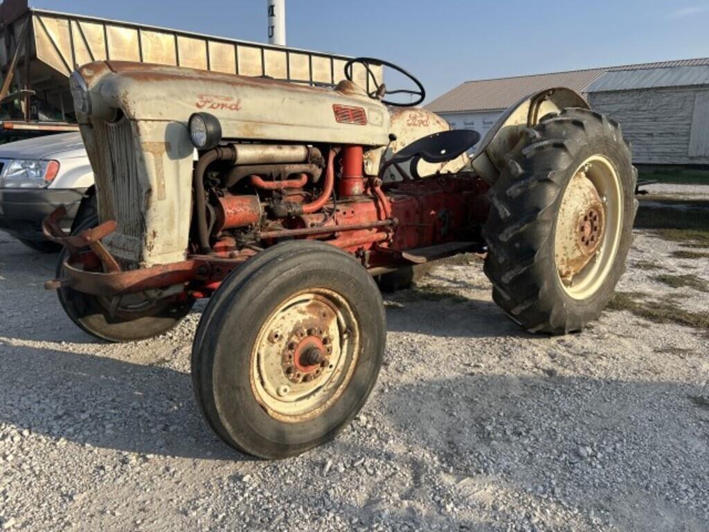Image of Ford 600 Primary image