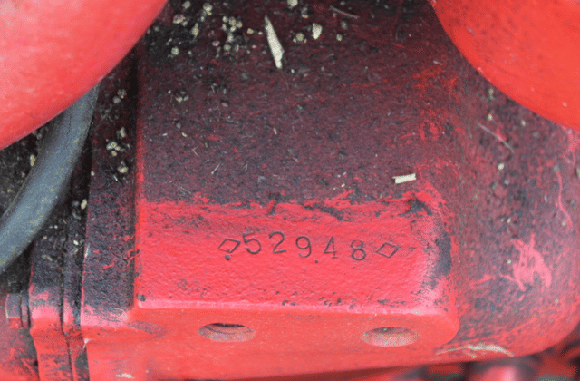 Image of Ford 850 equipment image 4