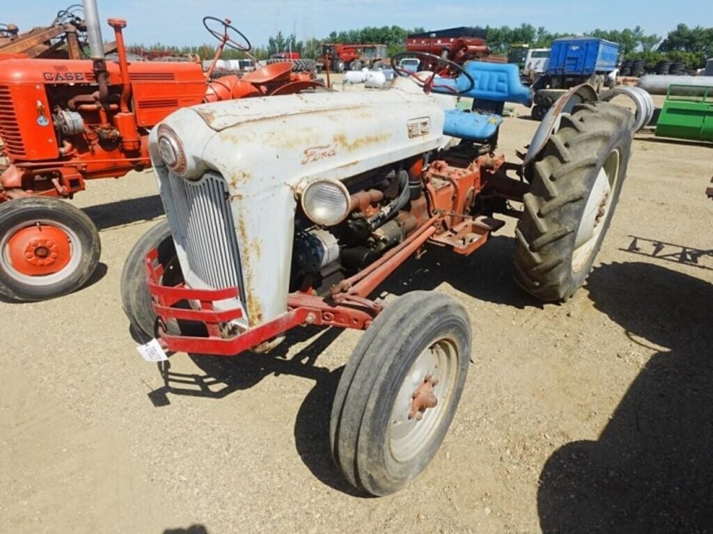 1954 Ford Jubilee Equipment Image0