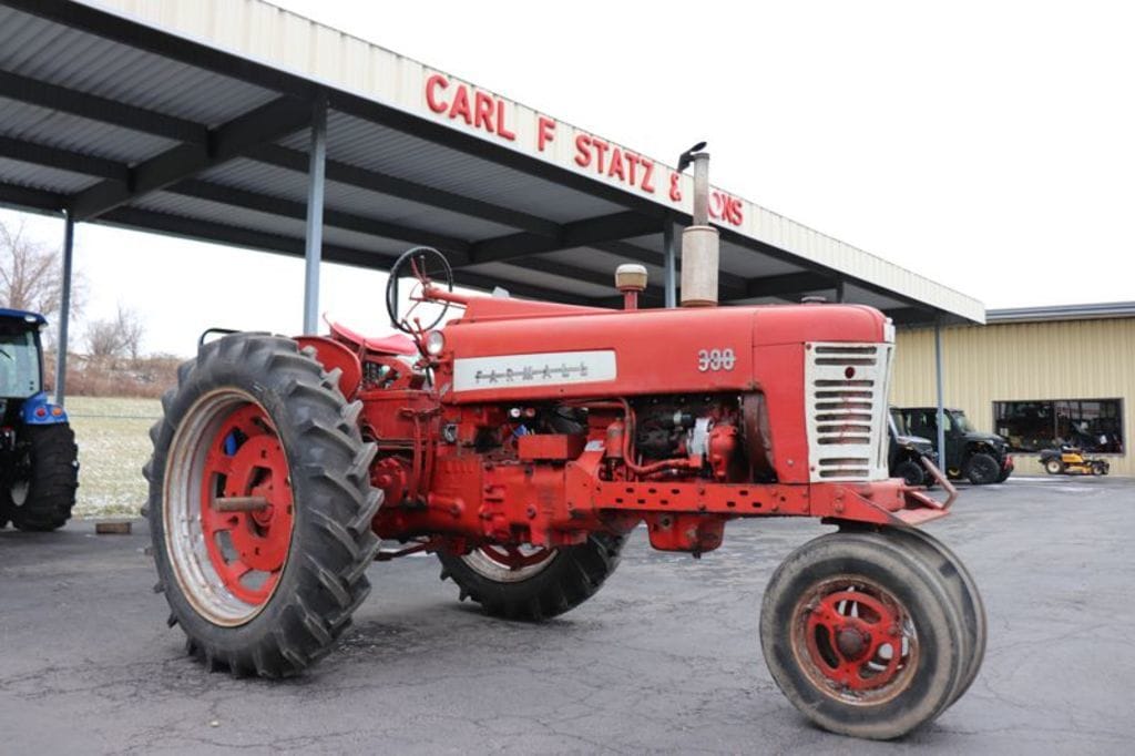 Main image Farmall 300