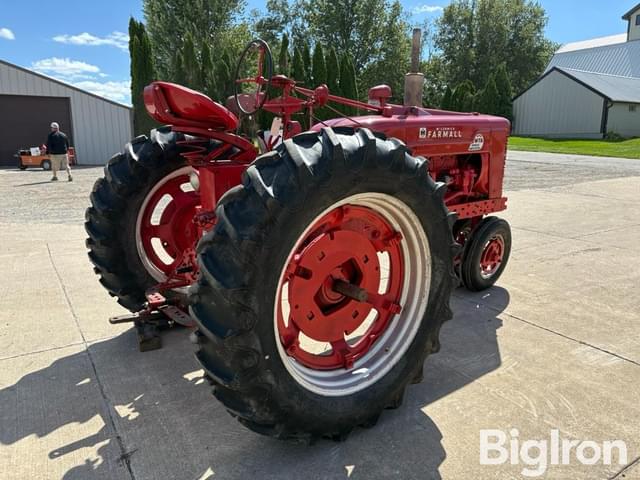 Image of Farmall Super M-TA equipment image 4